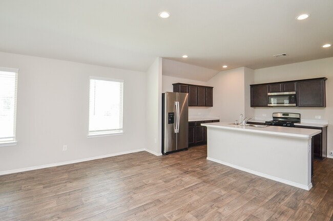 Photo - 5539 Kingston Crst Ln