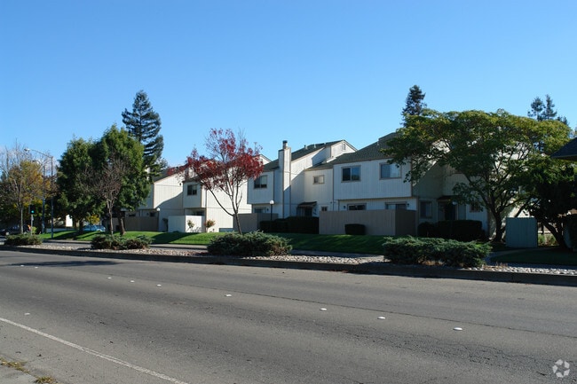 Building Photo - Camino Colegio Estates