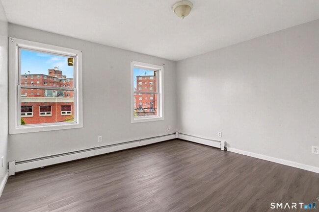 Photo - 143 Highland Ave