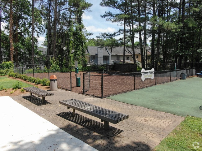 Estar - Elevate at The Pointe