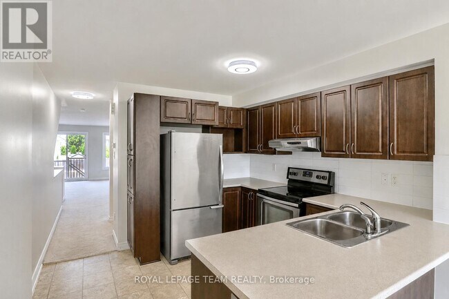 Photo - 629a Chapman Mills Dr