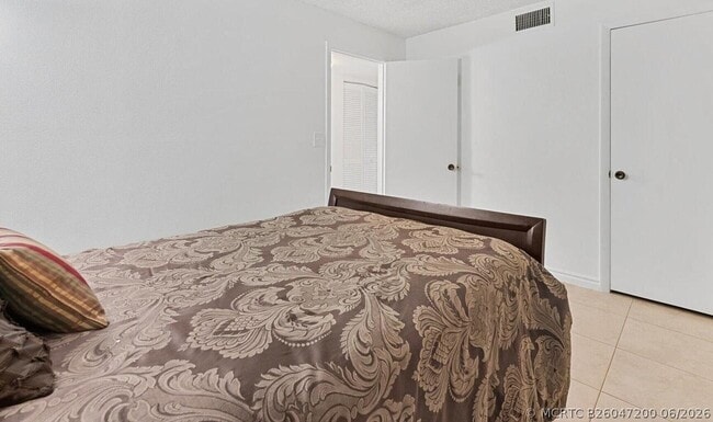 Photo - 10821 N Military Trl Unit Apt 19