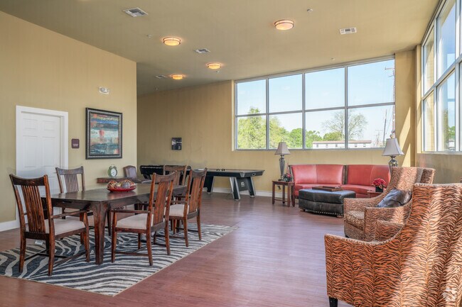 Photo - Blooms Apartments