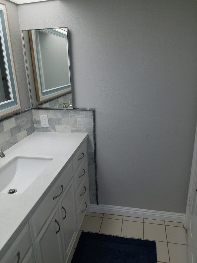 Photo - Gorgeous 2 bed 2 bath nestled in heart of Mission Viejo