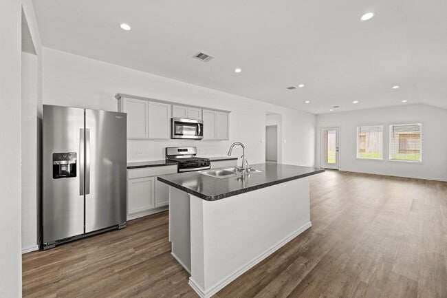 Photo - 5710 Sycamore Glen Dr