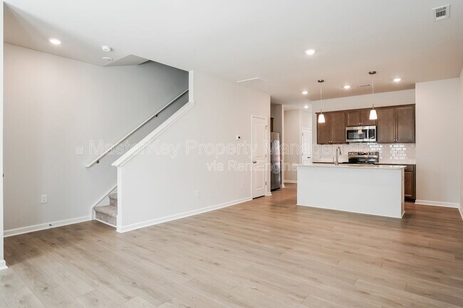 Photo - 112 Silver Fir Ln