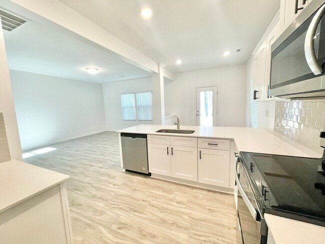 Photo - Paired Home minutes from I-85 off of Jack ...