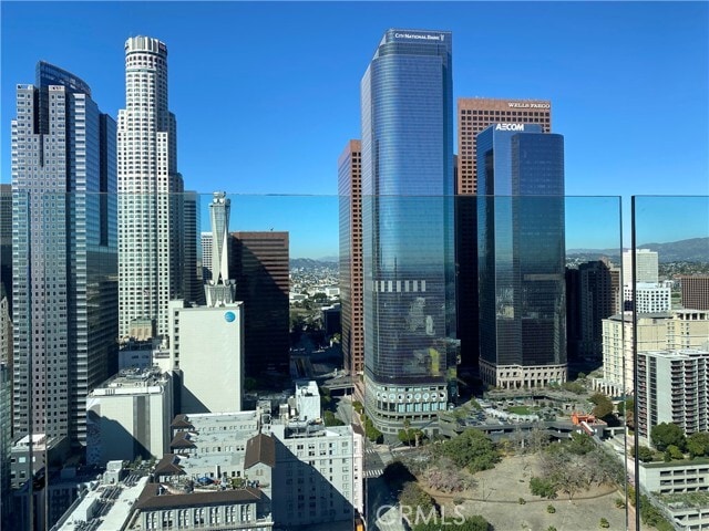 Building Photo - 400 S Broadway Unit 1813