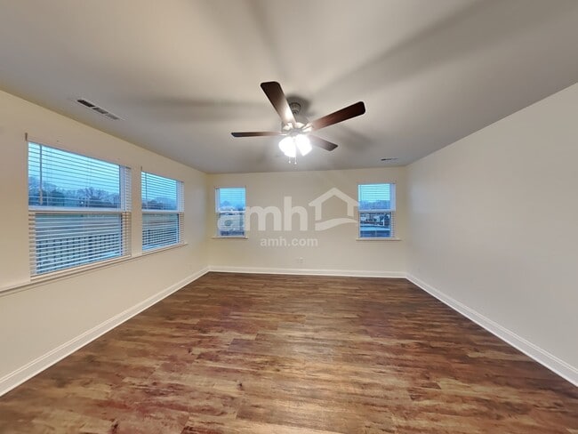 Photo - 5309 Virtue Ave