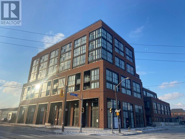 Photo - 2300 St Clair Ave W Unit 417
