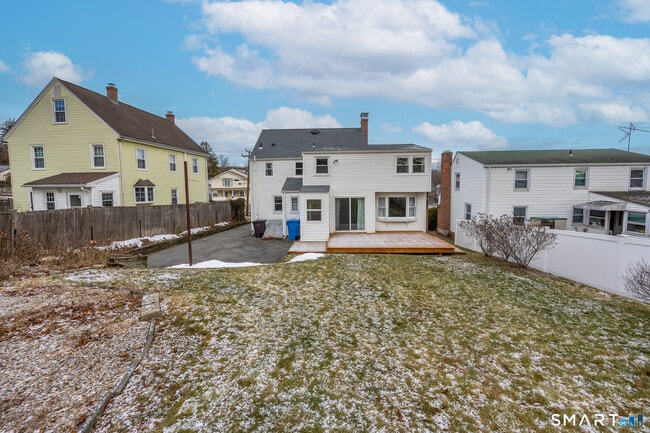 Photo - 335 Commonwealth Ave