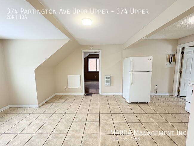Photo - COZY 2 BED/1 BATH NEAR U OF W - INCLUSIVE!! Unit 374 Upper