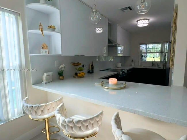 Photo - 19066 Bob-O-Link Dr