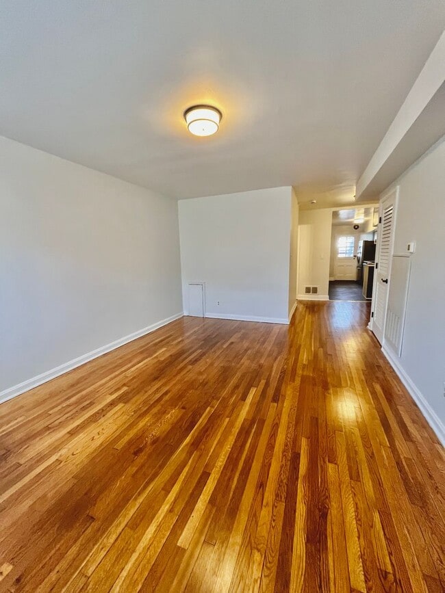 Photo - 218 10th St NE Unit 1