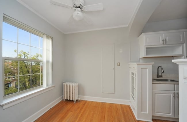 Photo - 650 Central Ave Unidad Studio