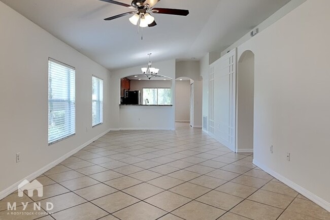Photo - 1212 Oak Pond St