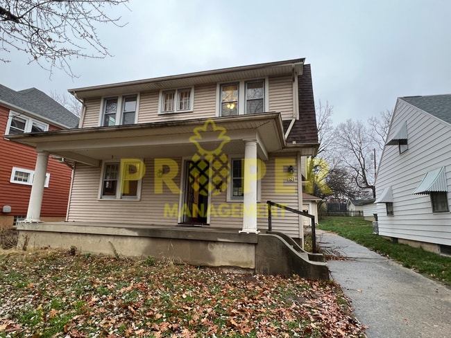 Building Photo - 3 bedrooms 1 bathrooms house for rent