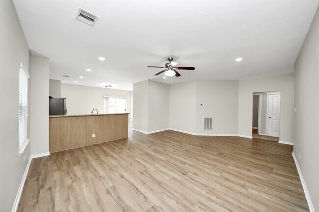 Photo - 11015 Harston Dr