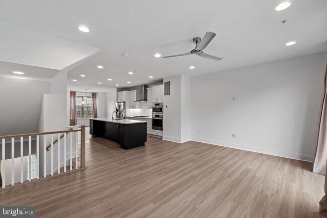 Photo - 3307 Streamlet Ln