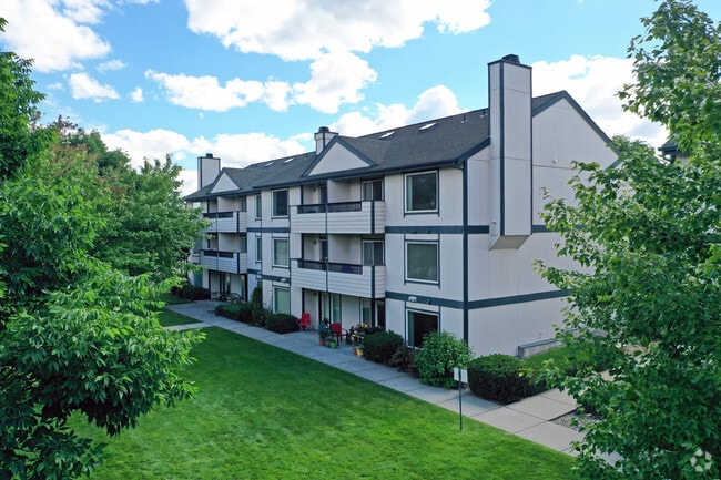 Cedar Creek Village II - Cedar Creek Village II