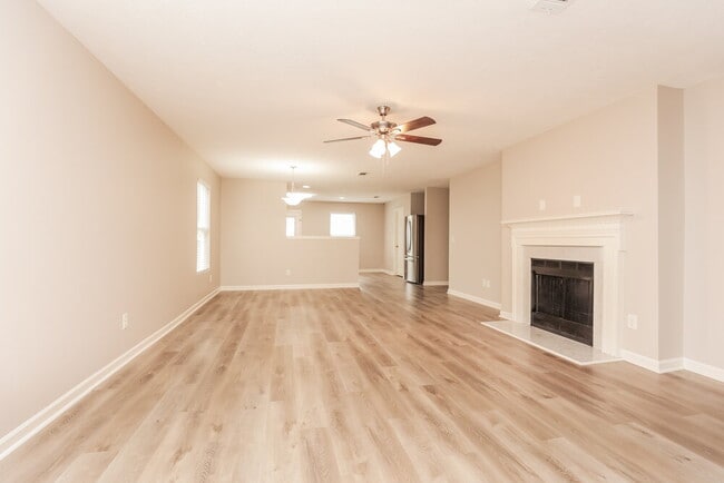 Photo - 3407 Almar Knot Dr