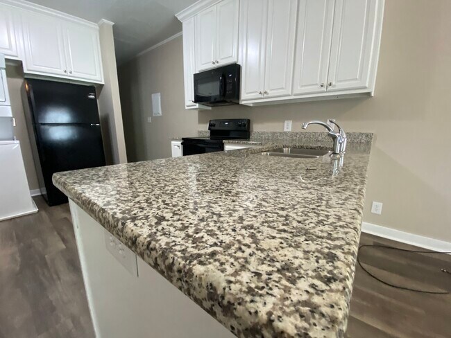 Photo - 1612 B Beirne Ave NE