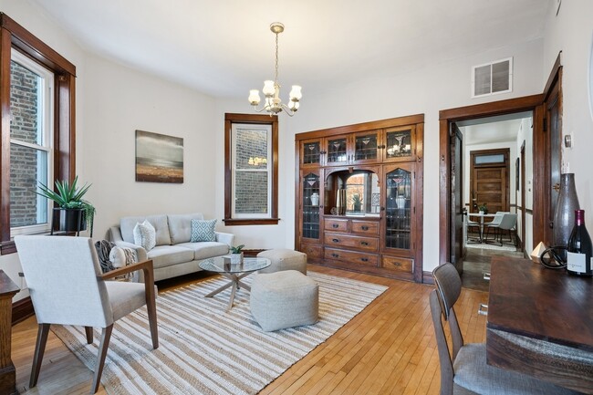 Photo - 2341 W Cortez St Apartments Unit #2