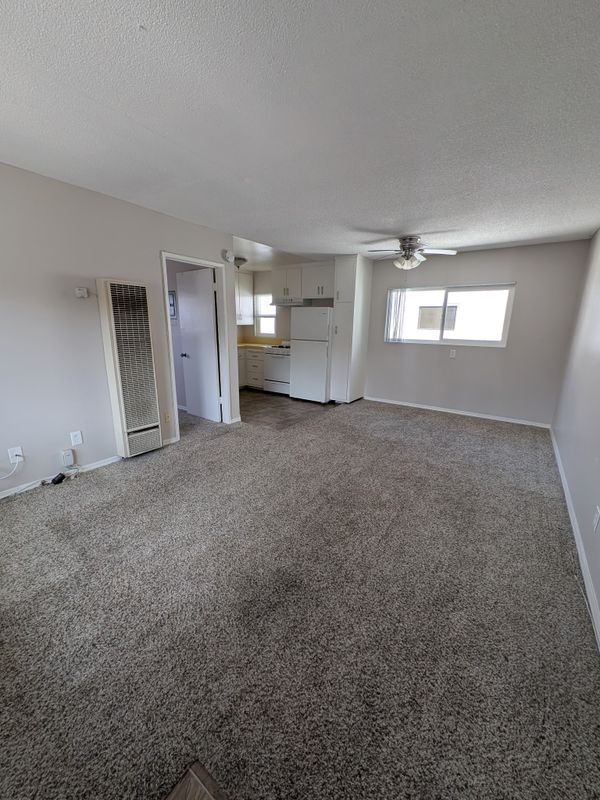 Photo - 2000 Carnegie Ln Unit B
