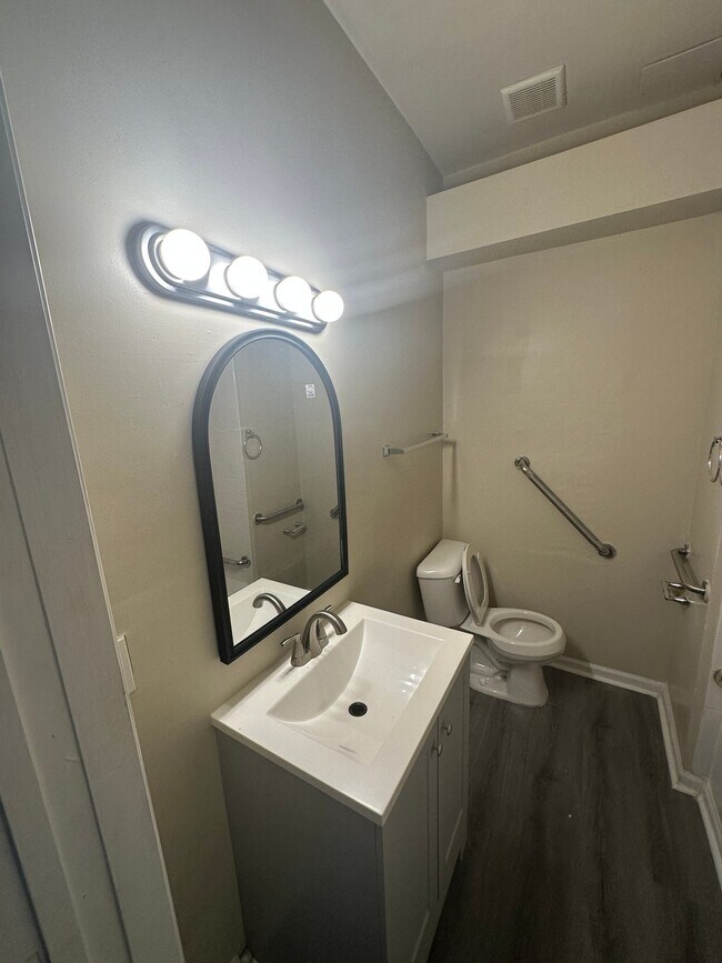 Photo - 1410 Madison Ave Unidad 1