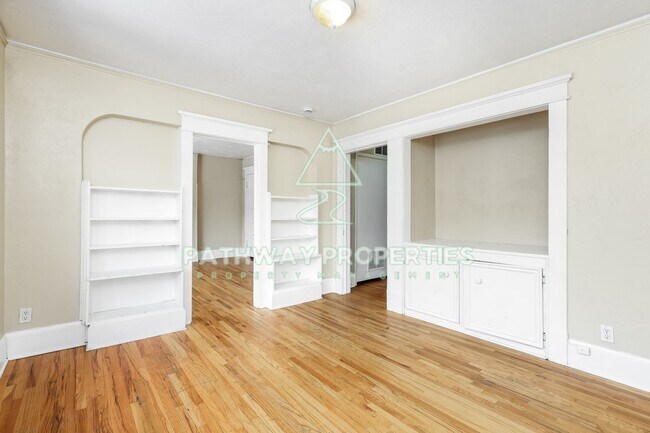 Photo - 318 S 1200 E Unidad 1