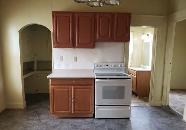 802 S 1st Ave Unidad Lower