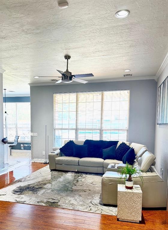Photo - 9217 Forest Cove Cir