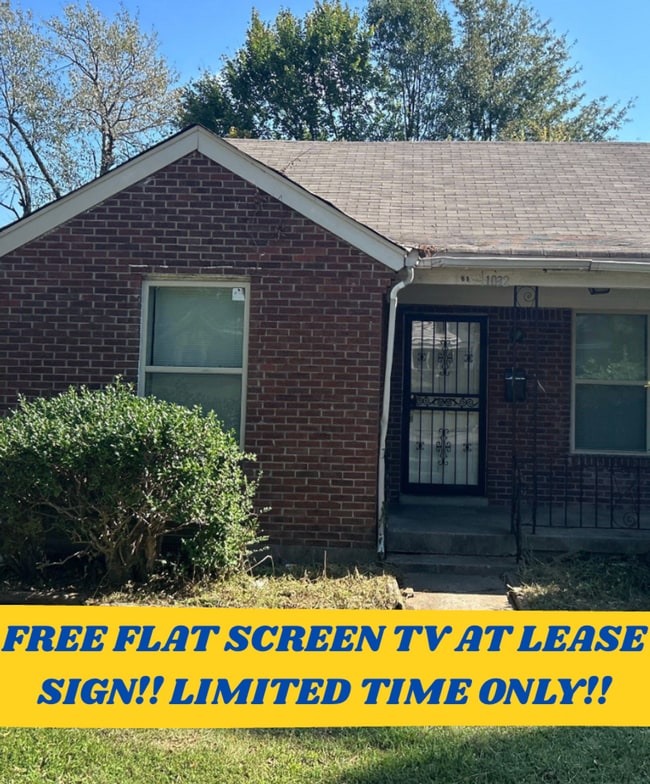 Building Photo - 1032 N Evergreen St Unit 1032 N Evergreen