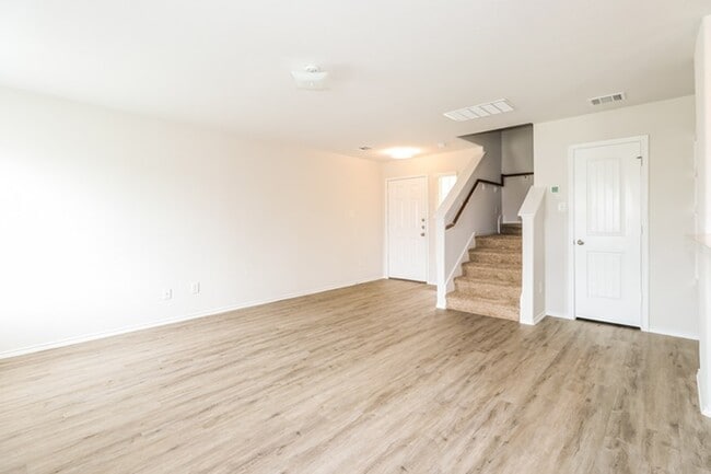 Photo - 3745 Alexus Dr
