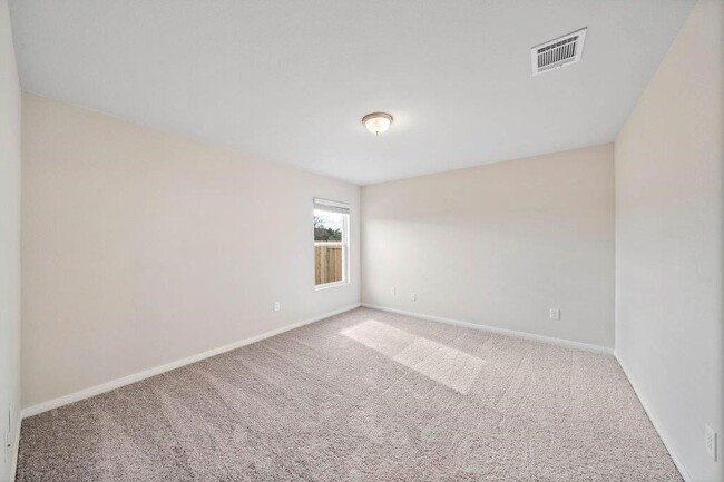 Photo - 103 Bering Dr