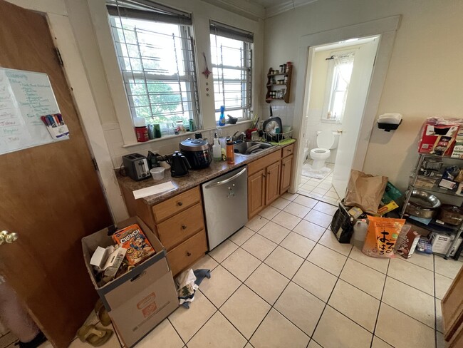 Photo - 24 Claymoss Rd Unit 3