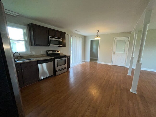 Photo - 473 Potts Rd