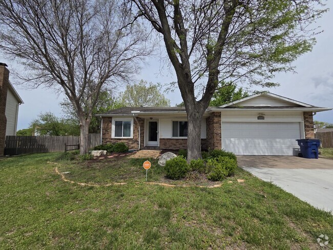Building Photo - 3119 N Bayberry St Rental