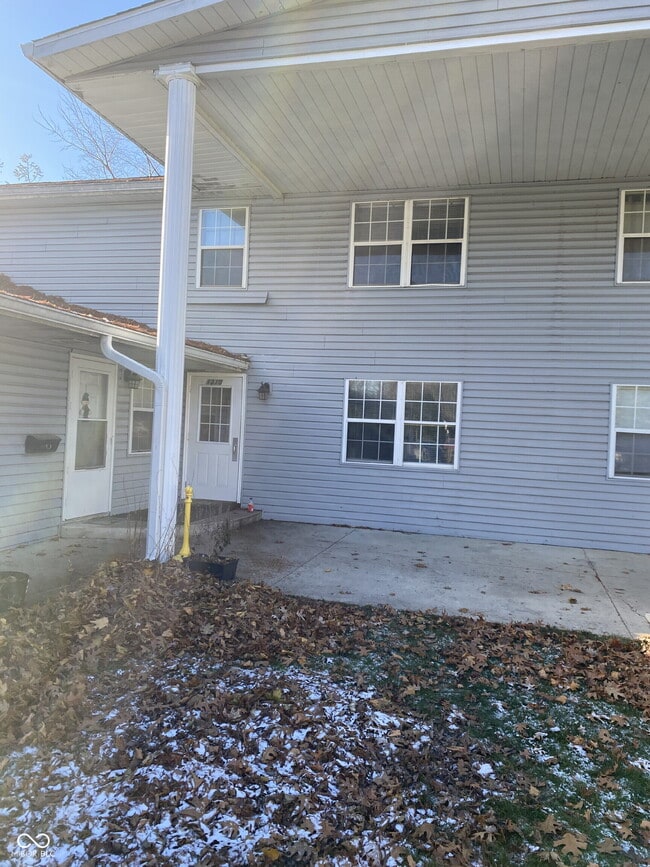 Building Photo - 1310 Millerwood Ct Unit 2
