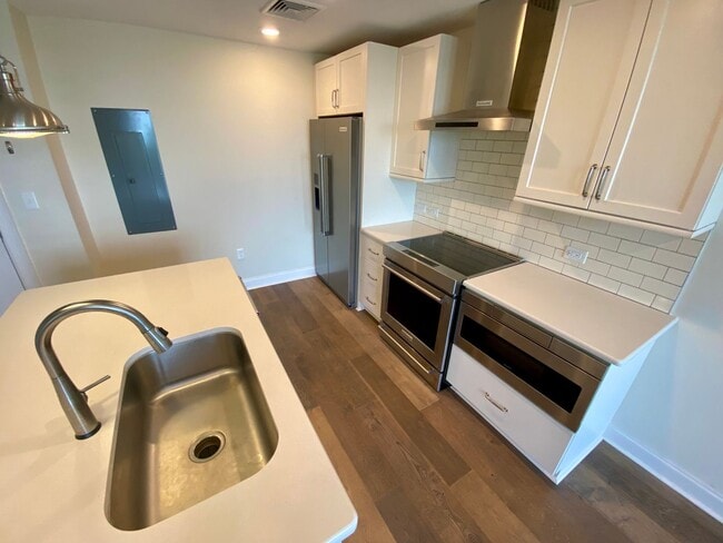 Photo - Apartment with Waterview in Downtown Wilmi... Unit 505