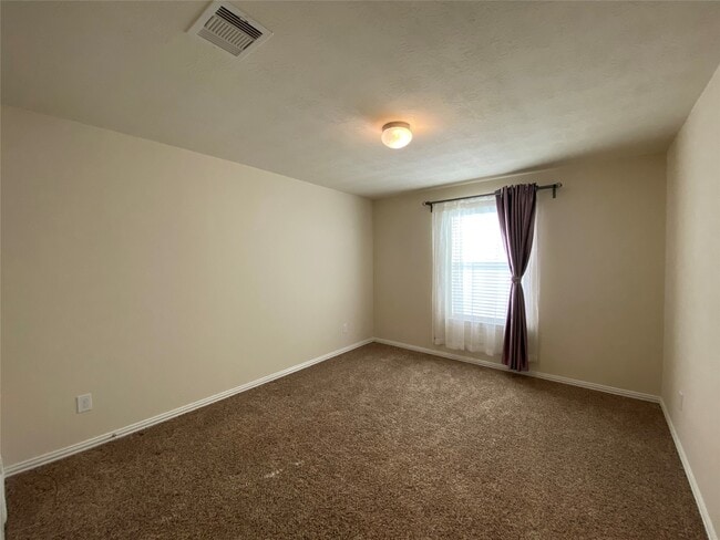 Building Photo - 24615 Forest Canopy Dr Rental