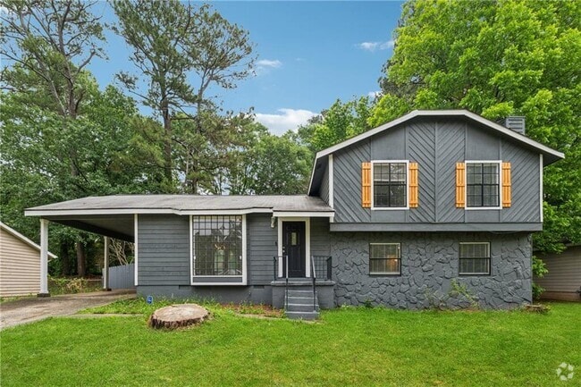 Building Photo - 9176 Greenwood Dr Rental