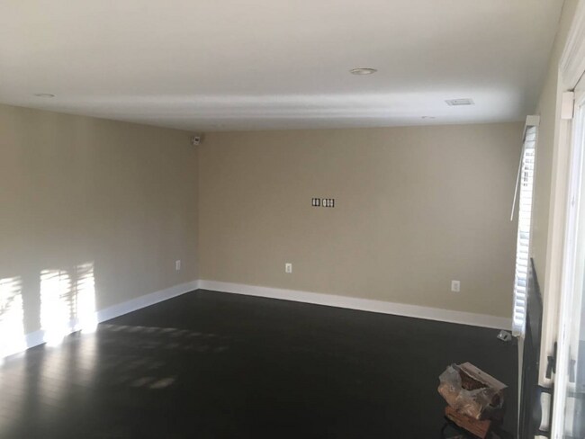 Photo - 7815 Butterfield Ln