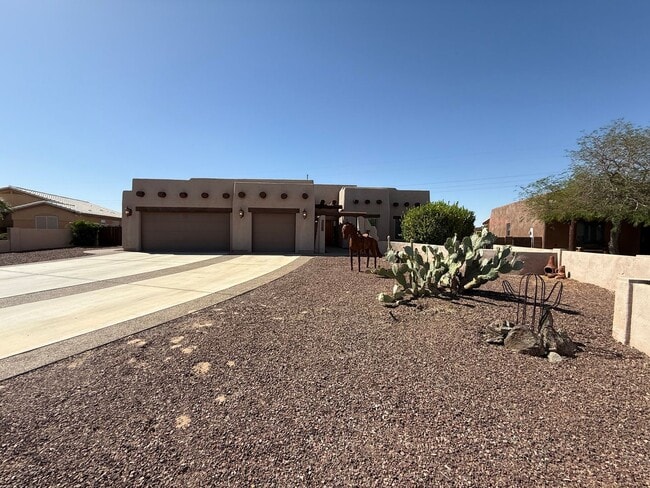 Photo - Gorgeous Furnished Pool/Spa Home with spectacular views