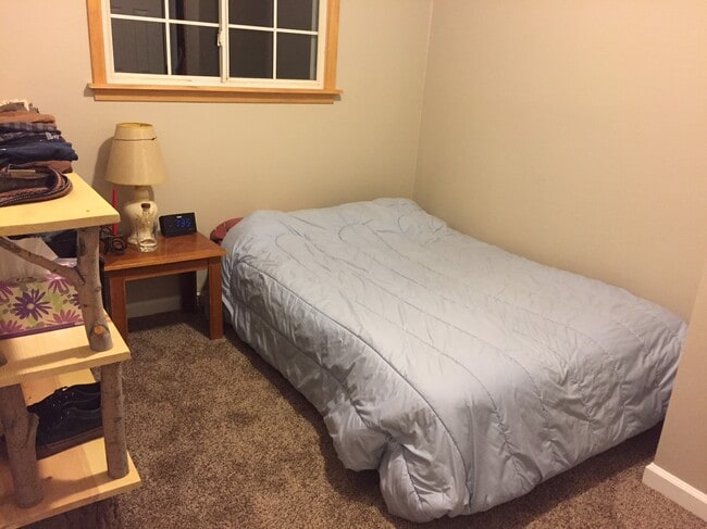 Photo - 2565 Pinter Ave Unidad 1 (Front, 2bd/1ba)
