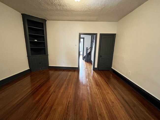 Building Photo - 238 N Raleigh St