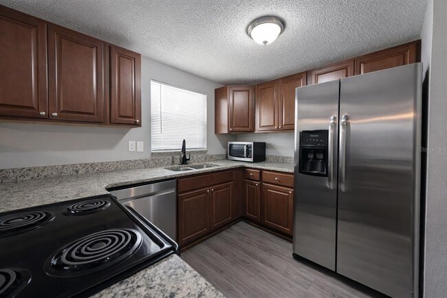 Photo - 307 W Woodlawn Ave