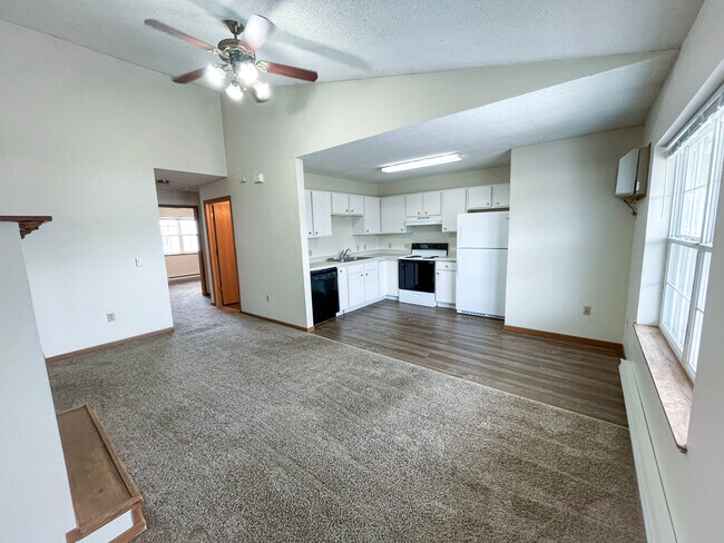 Photo - 627 Maple St Unit #3