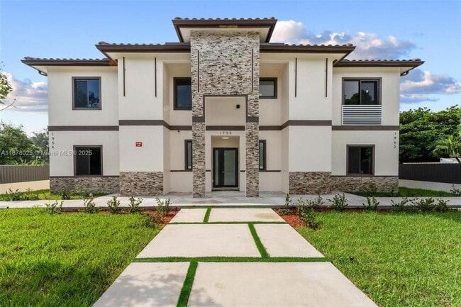 Building Photo - 4 bedroom in Little river FL 33167