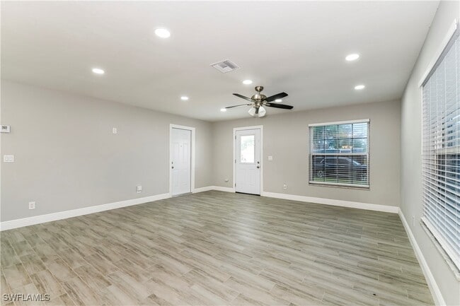 Photo - 1431 SE 12th St